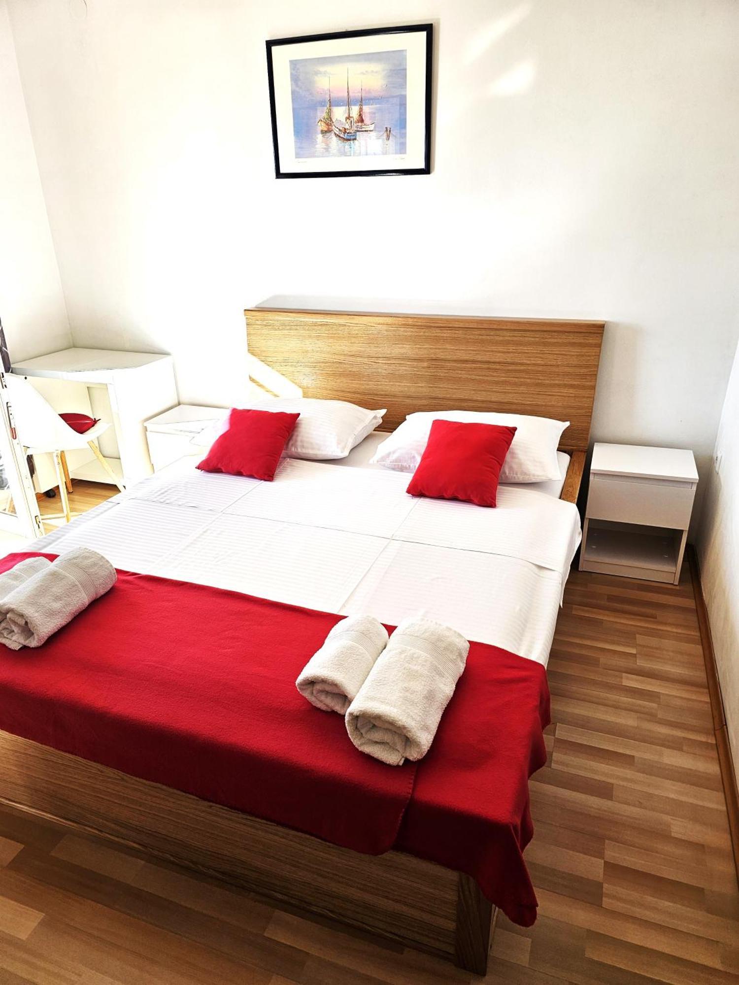 Apartments Lidija 斯维蒂尤拉伊 外观 照片